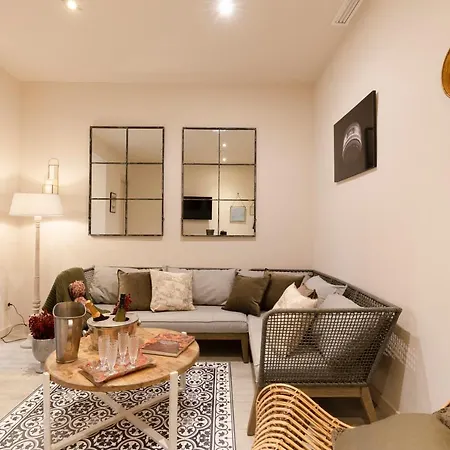 Apartment Chic