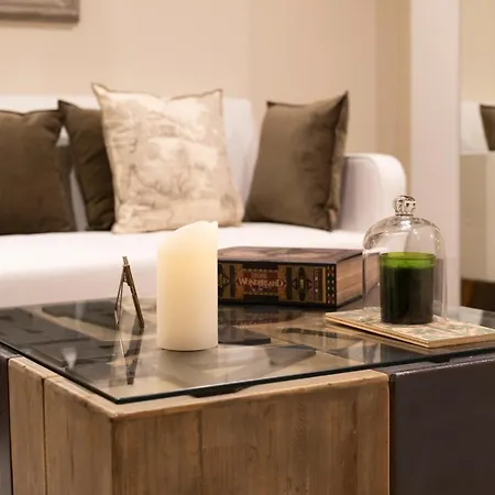 Apartment Chic