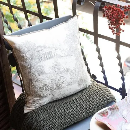 Chic Apartment *